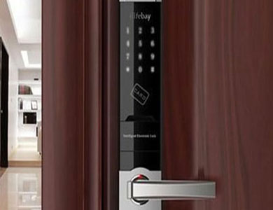 定远24小时上门开锁公司