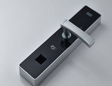 定远24小时上门开锁公司