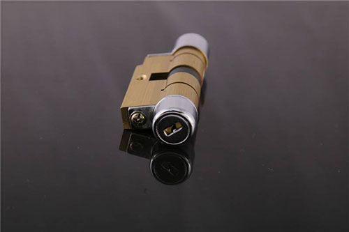 定远24小时上门开锁公司