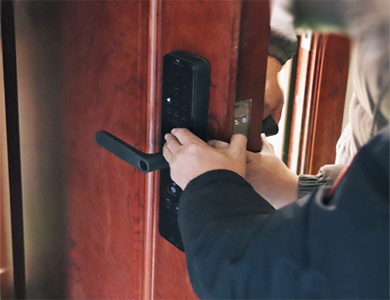 定远24小时上门开锁公司